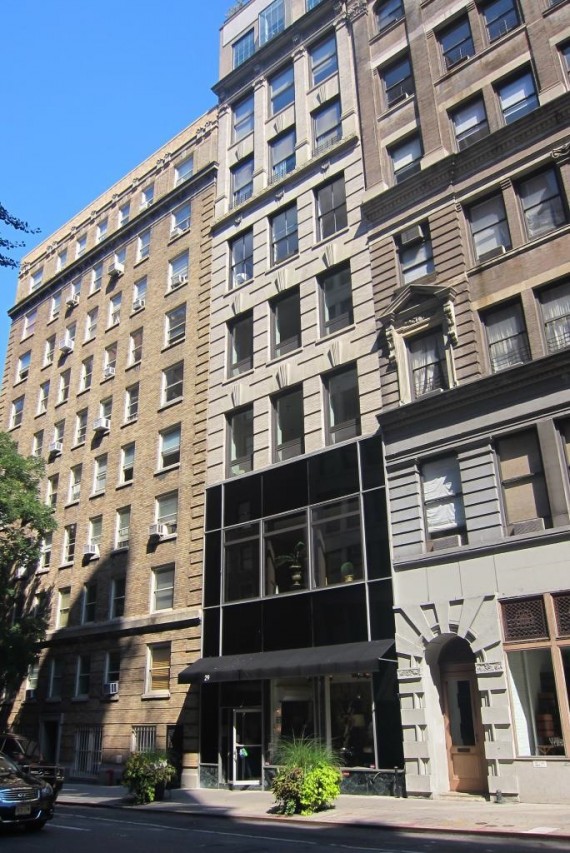 3,000± SF Ground Floor Retail/Commercial Condo Loft in NYC