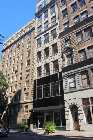 3,000± SF Ground Floor Retail/Commercial Condo Loft in NYC